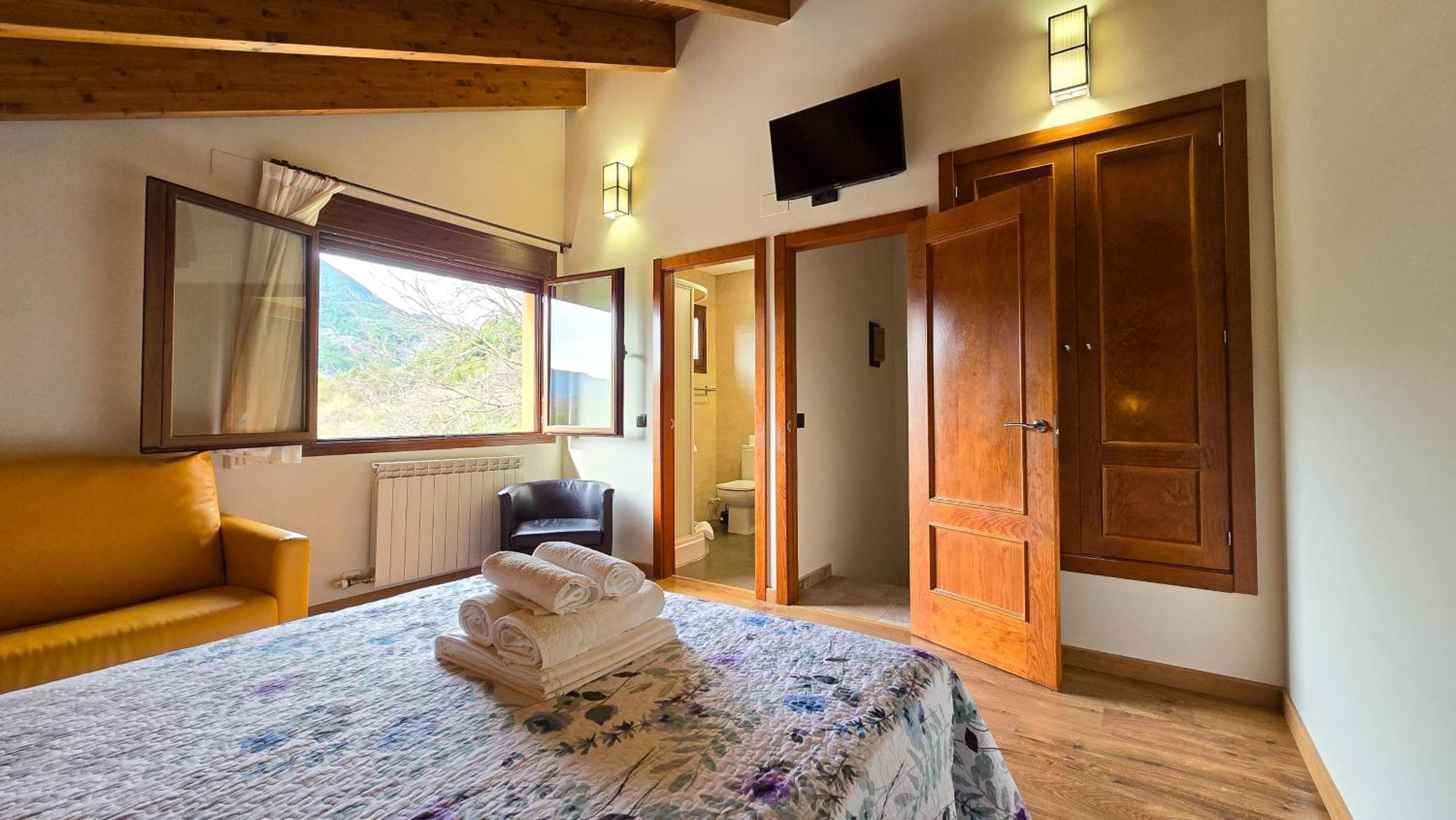 Гостевой дом Casas La Ribera Ordesa Эскалона Экстерьер фото