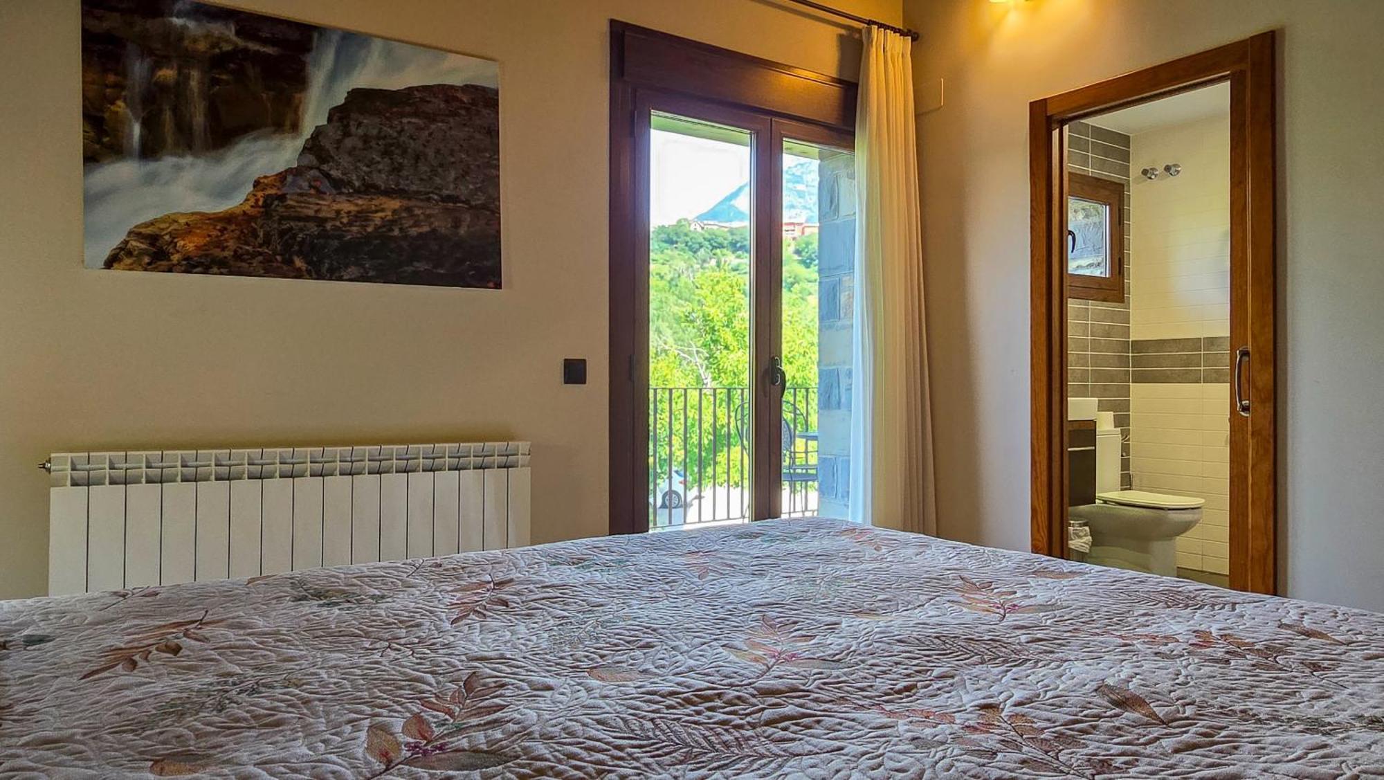 Гостевой дом Casas La Ribera Ordesa Эскалона Экстерьер фото