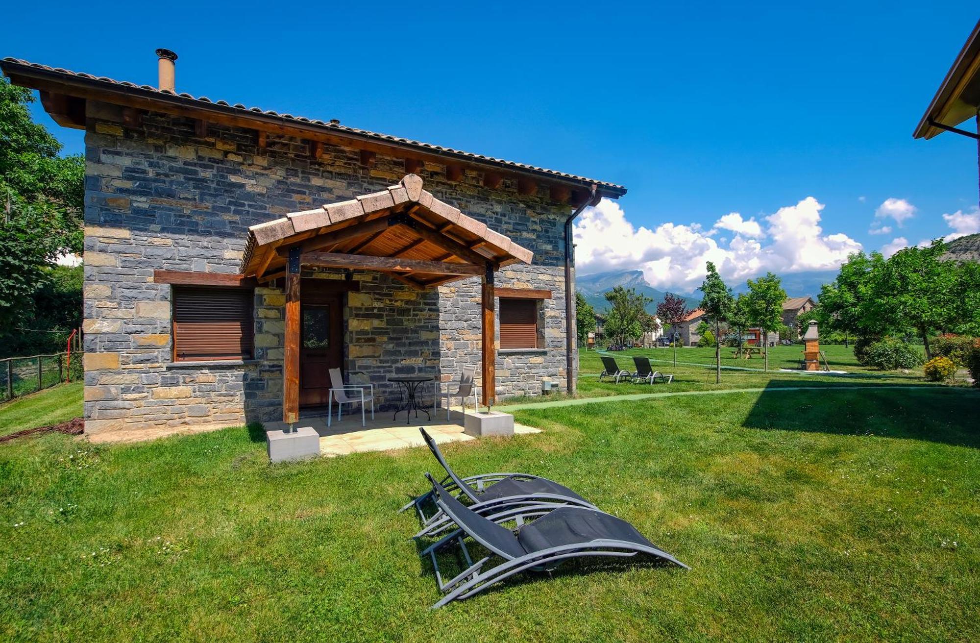 Гостевой дом Casas La Ribera Ordesa Эскалона Экстерьер фото